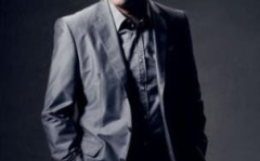 演员张嘉译的个人资料,从荧幕硬汉到演技派巨星的人生轨迹