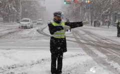 暴雪图片,欧洲暴雪下的壮美景象”